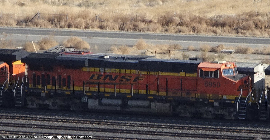 BNSF 6950